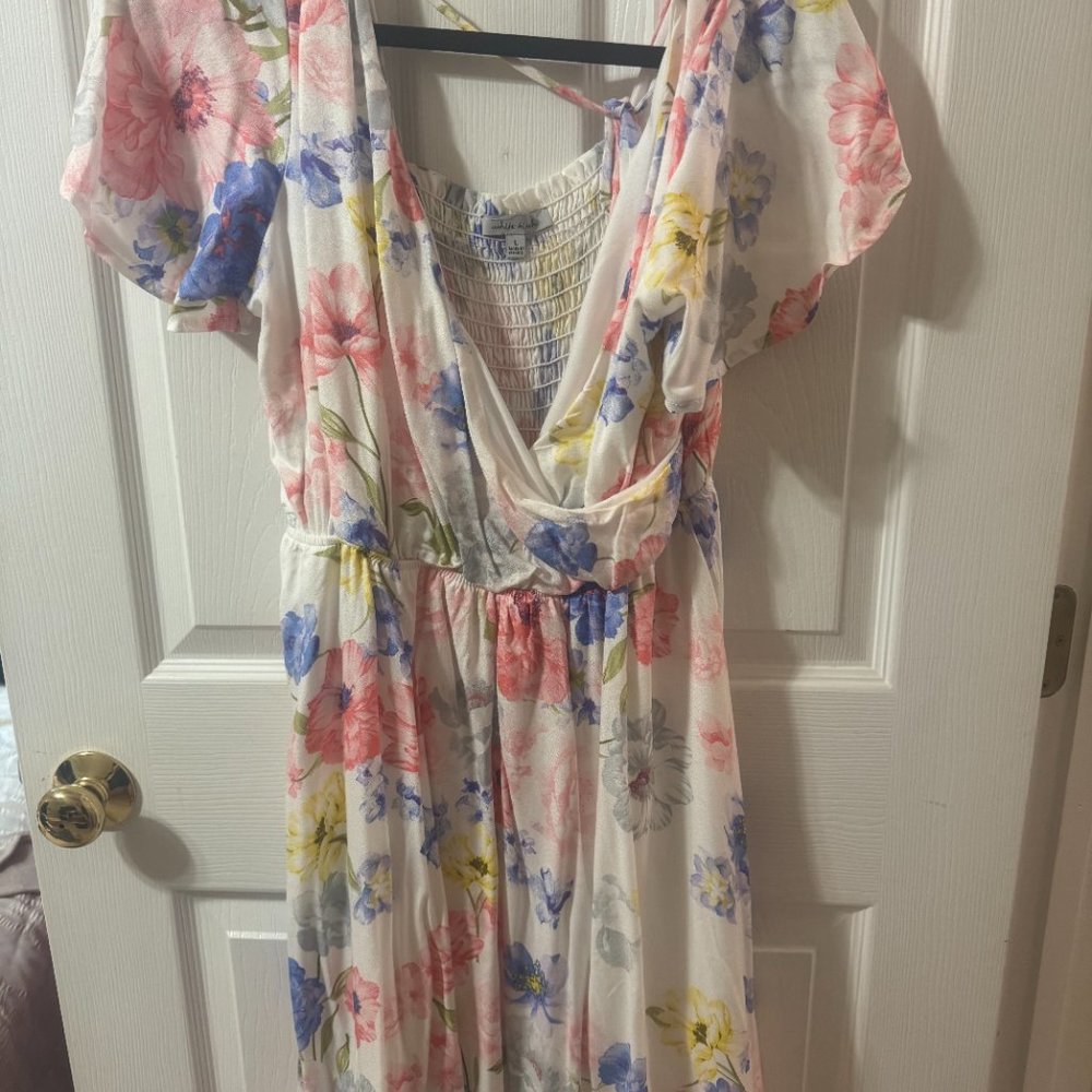 White Birch Floral Dress L NWOT - Picture 2 of 4